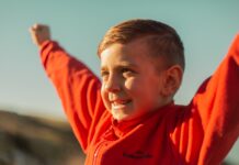 Lykkelige børn: tips og råd til forældre